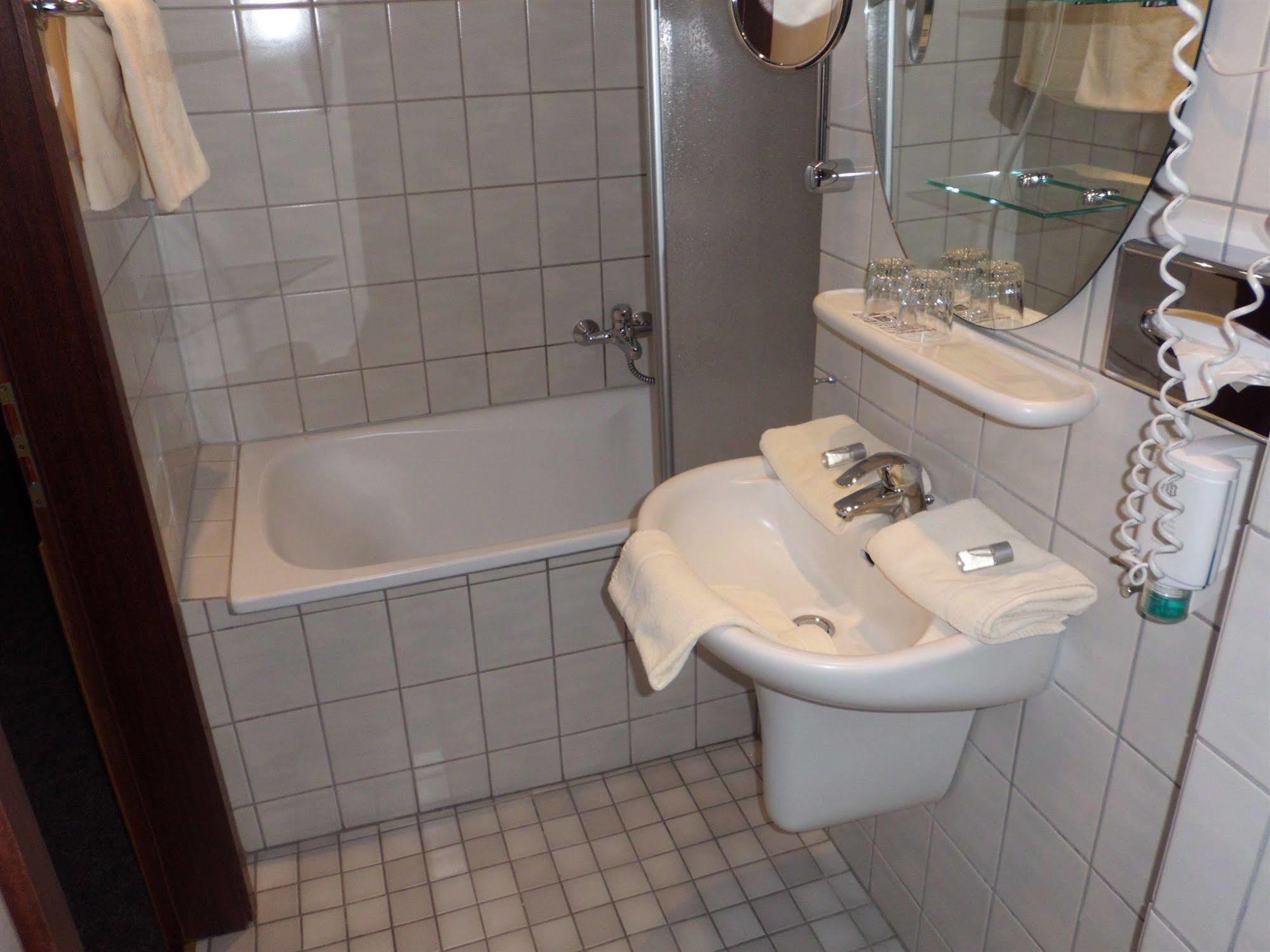 Hotel Imperial Krefeld Luaran gambar